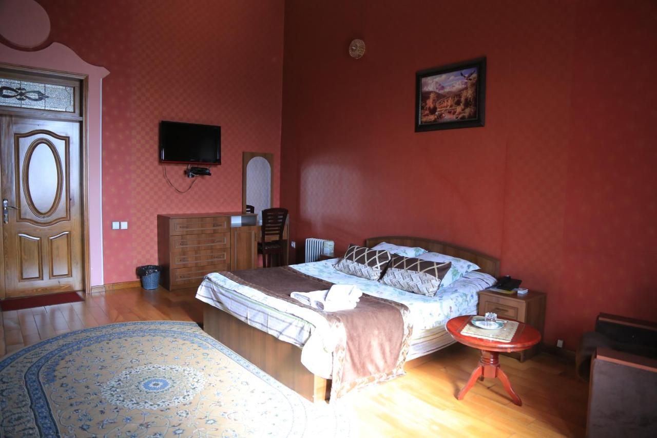 Almaz Guest House Dushanbe Exterior foto