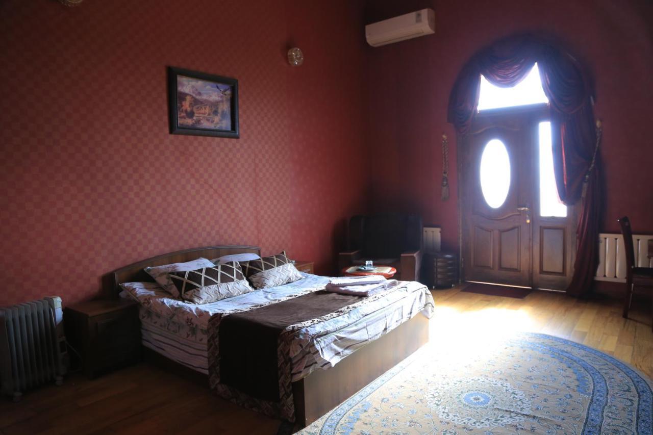 Almaz Guest House Dushanbe Exterior foto